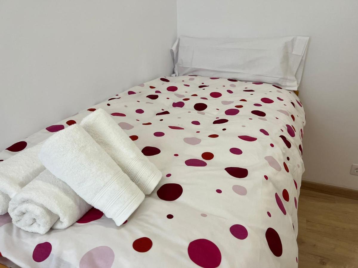 Close To Gran Via Centro Familiar Con Wifi By Apartamentos Logroño Exteriör bild