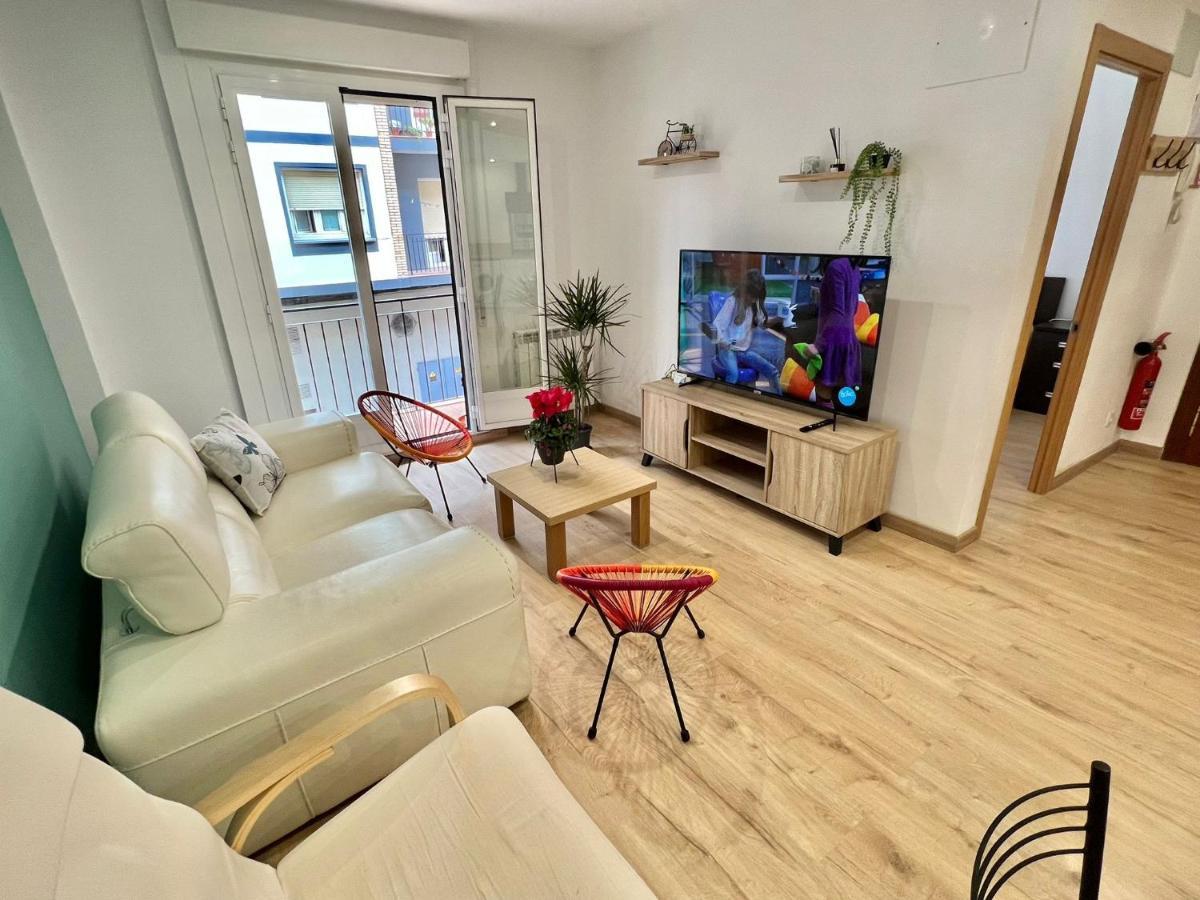 Close To Gran Via Centro Familiar Con Wifi By Apartamentos Logroño Exteriör bild