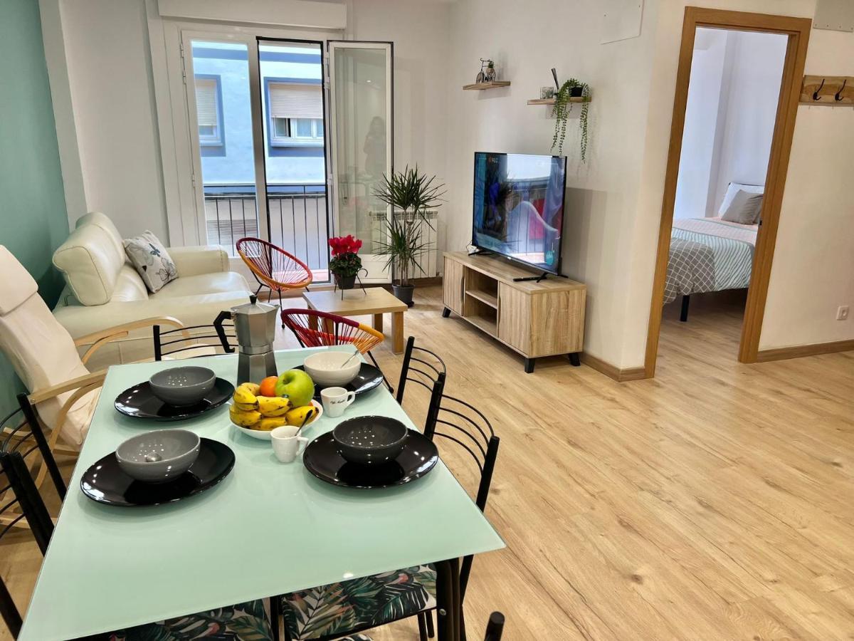 Close To Gran Via Centro Familiar Con Wifi By Apartamentos Logroño Exteriör bild