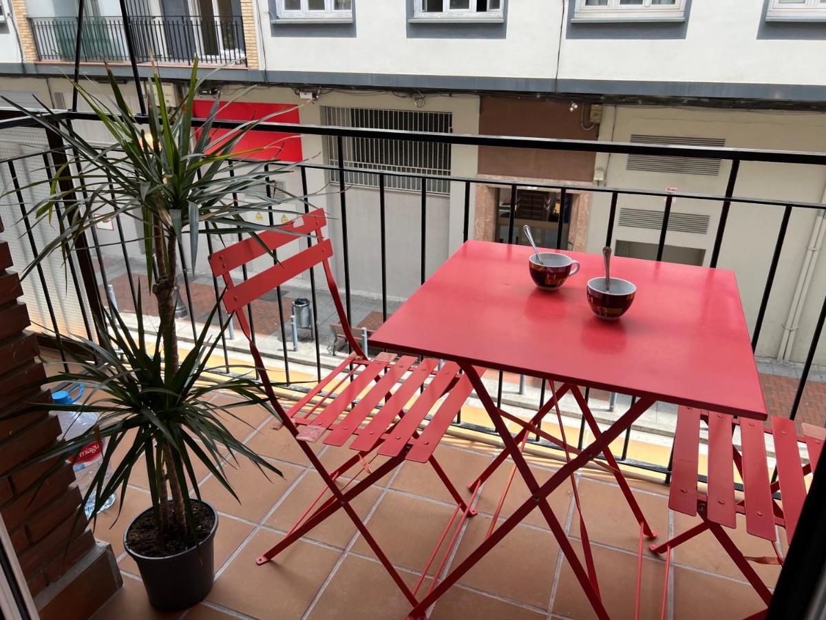 Close To Gran Via Centro Familiar Con Wifi By Apartamentos Logroño Exteriör bild