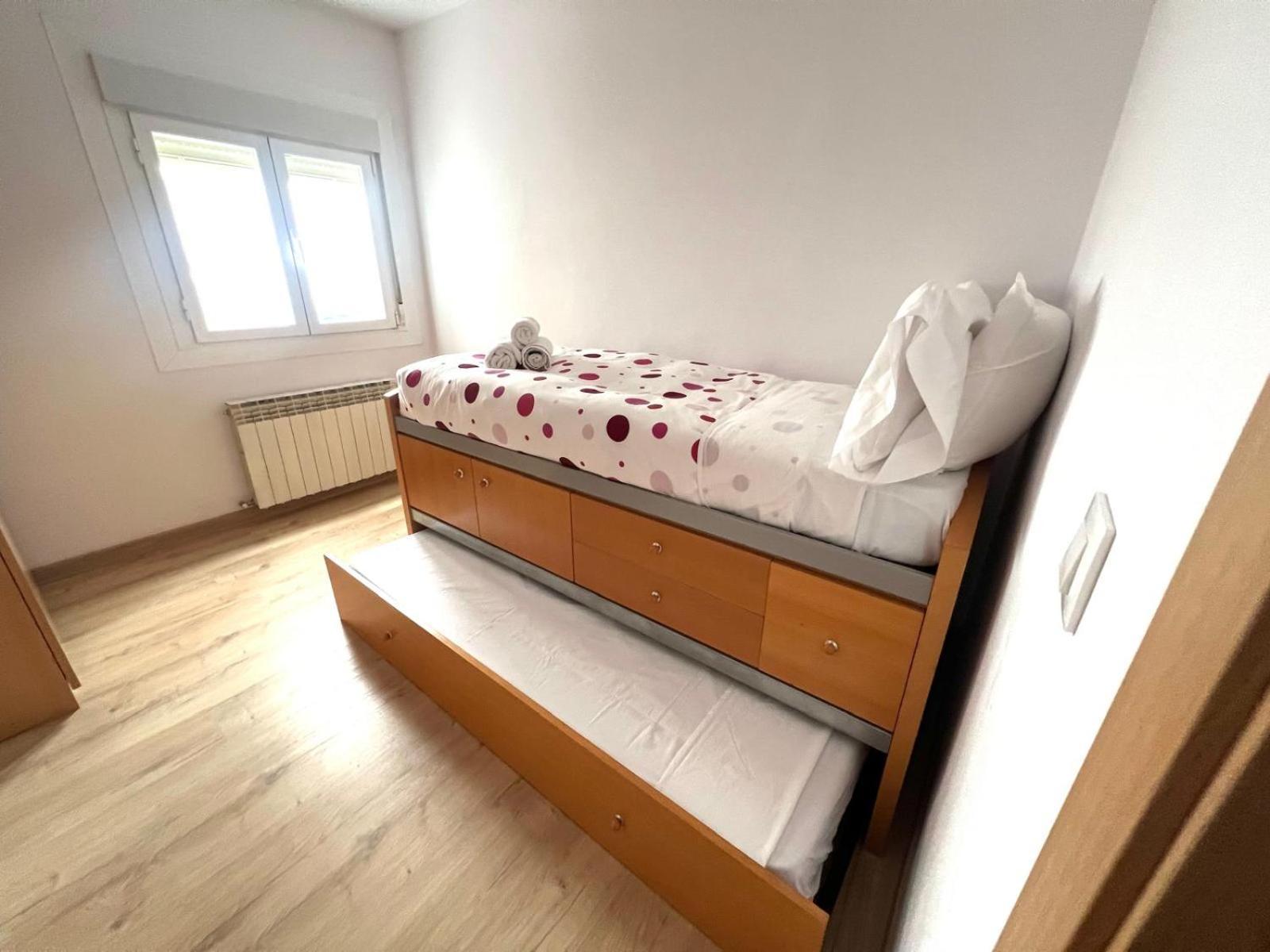 Close To Gran Via Centro Familiar Con Wifi By Apartamentos Logroño Exteriör bild